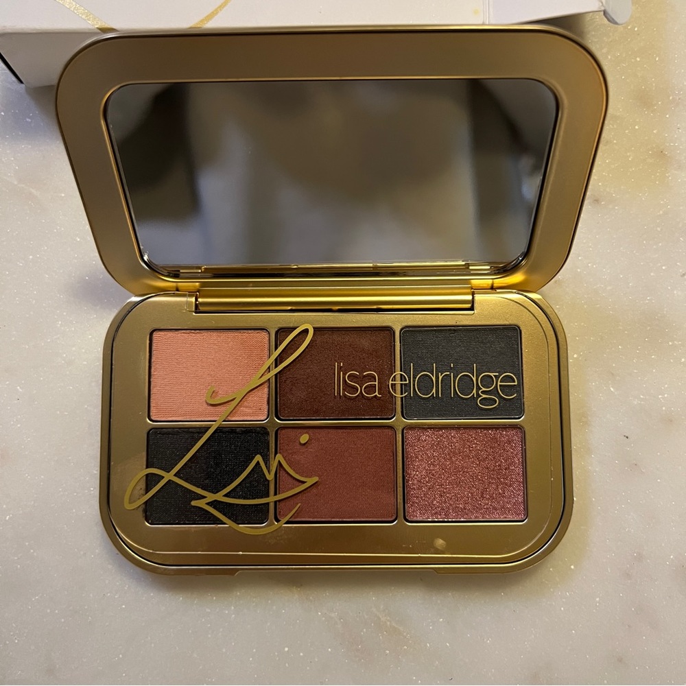 Lisa Eldridge Custom Palette Muse + Vega mix